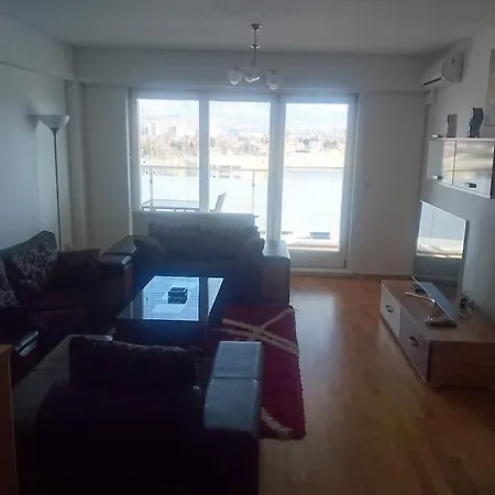 Ado Apartman *
